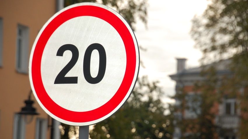 Nestratova exceeding 20 km/h can cancel
