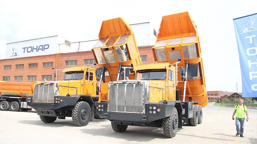 TONAR introduced career 60-ton crane