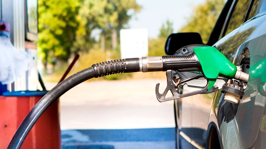 "Roskoshestvo" instructed to look into the quality of fuel in the country