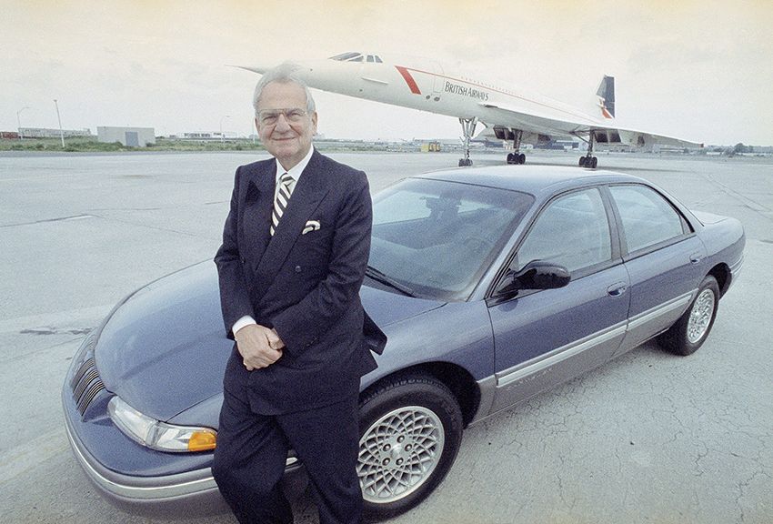 chrysler_concorde_lxi_sedan_lee_iacocca.jpg
