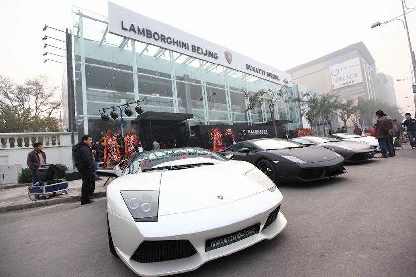 lamborghini-opens-two-new-dealerships-in-china-12977_1.jpg