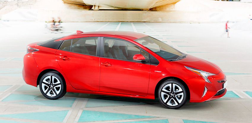 toyota_prius_72.jpg