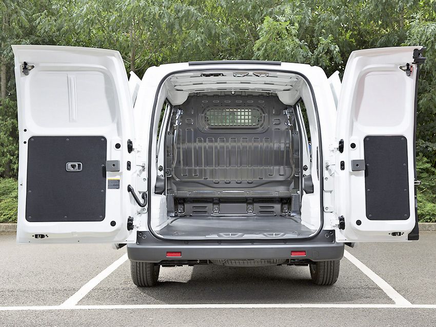 nissan_e-nv200_van_uk-spec_14.jpg