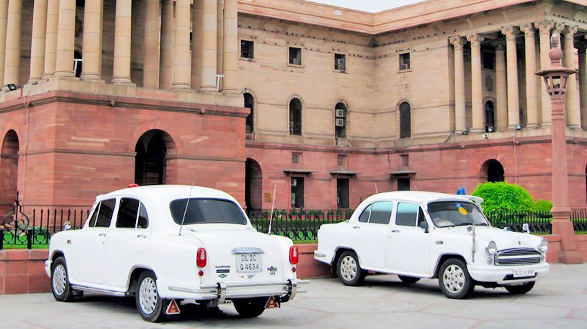 hindustan_ambassador_grand_government.jpg