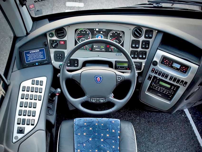 irizar_scania_i6_6x2_2.jpg irizar_scania_i6_6x2_2.jpg