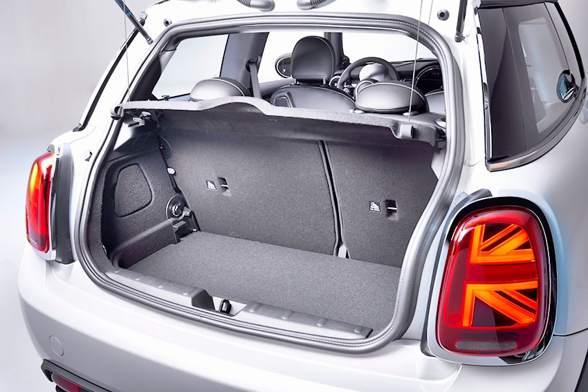 mini_cooper_se_57.jpg