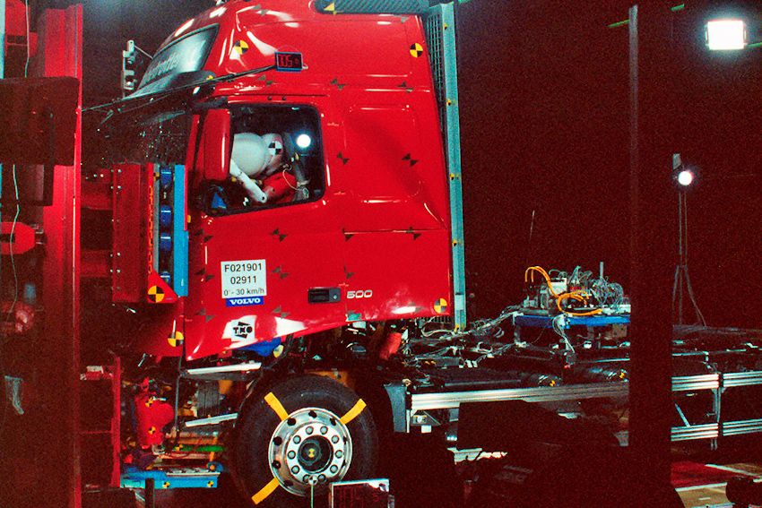 volvo-25-2.jpg