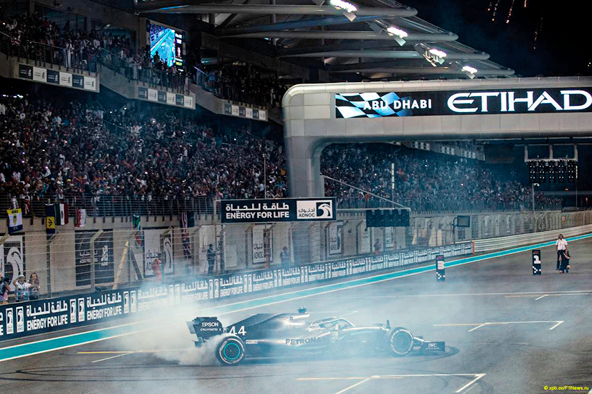Hamilton_2019_3.gif