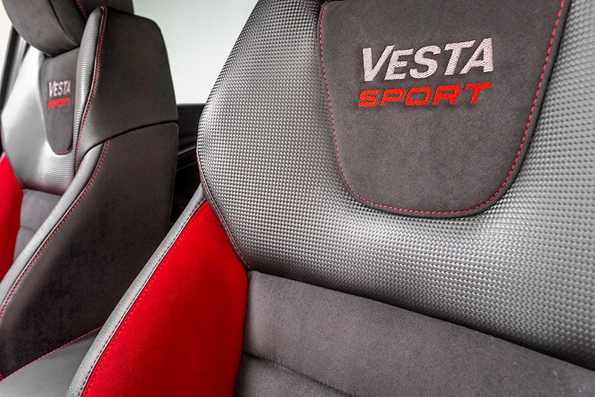 03_LADA-Vesta-Sport-Interior.jpg
