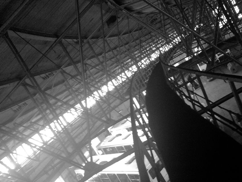 Steel-roof-of-Novoryzansky-Garage.jpg