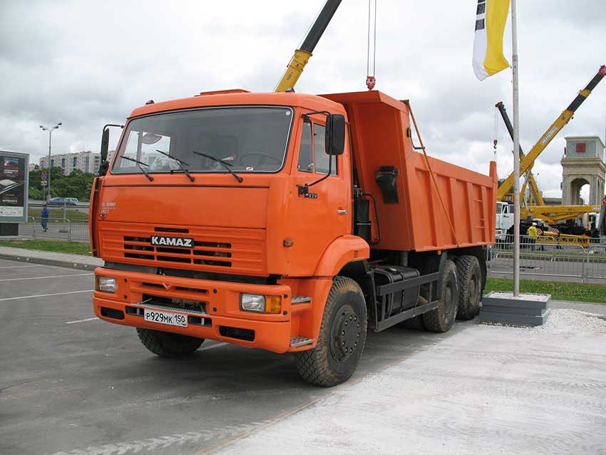 kamaz-6520.JPG