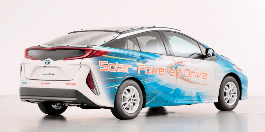 toyota-prius-phev-solar-powered-03.jpg