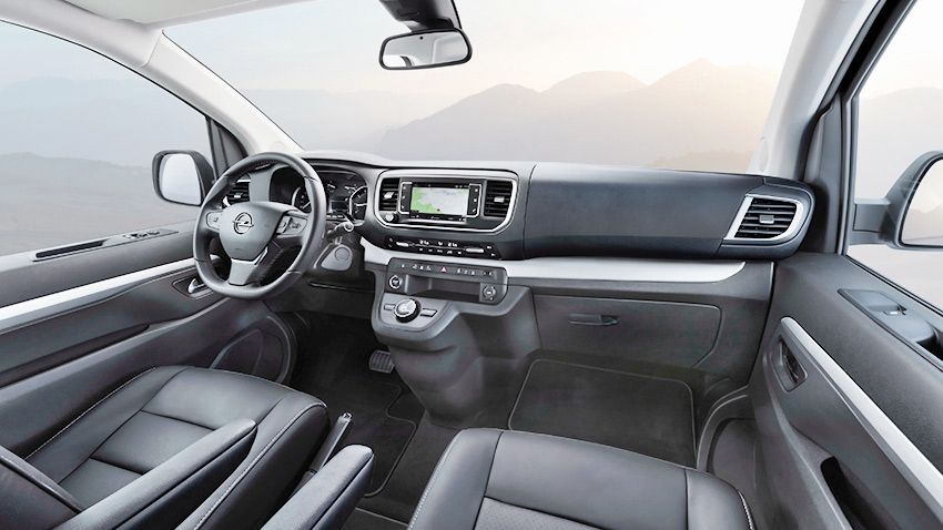 opel_zafira_life_panel.jpg