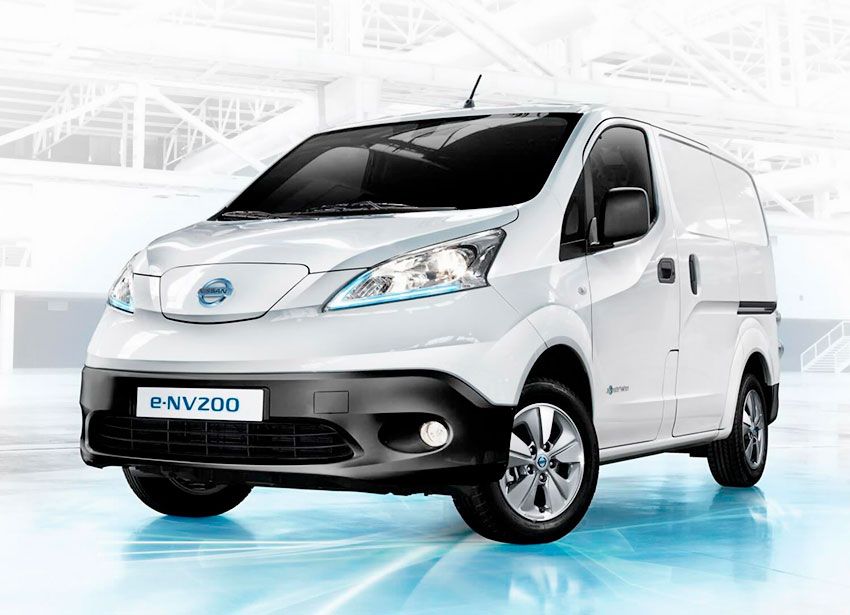 nissan-e-nv200-combi-exterior-hevcars-01.jpg