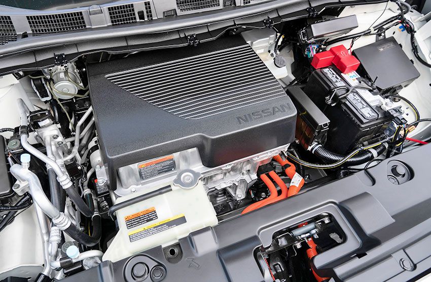 nissan_leaf_e_63.jpg