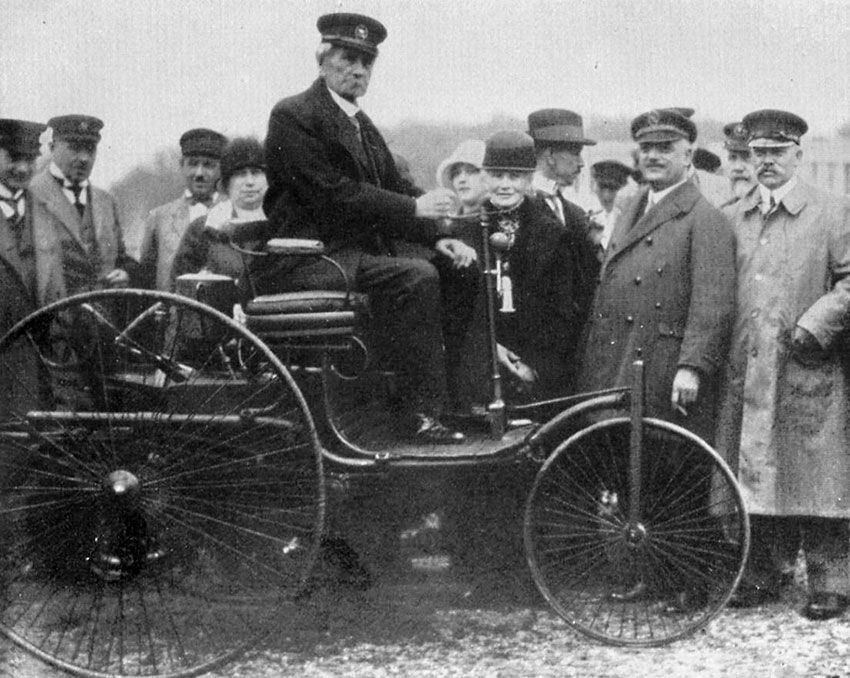 Patentmotorwagen_mit_Benz.jpg
