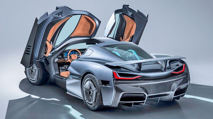 c_two-studio-rear-doors-up.jpg