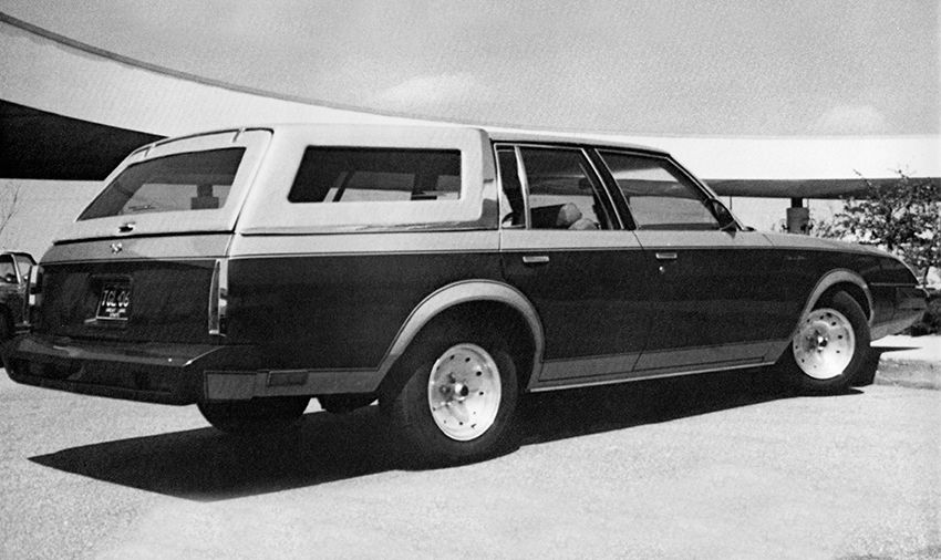 gm_silver-volt_80_3.jpg
