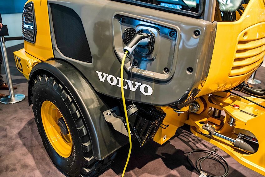 Volvo-L25-electric-wheel-loader-Bauma-20190196.jpg