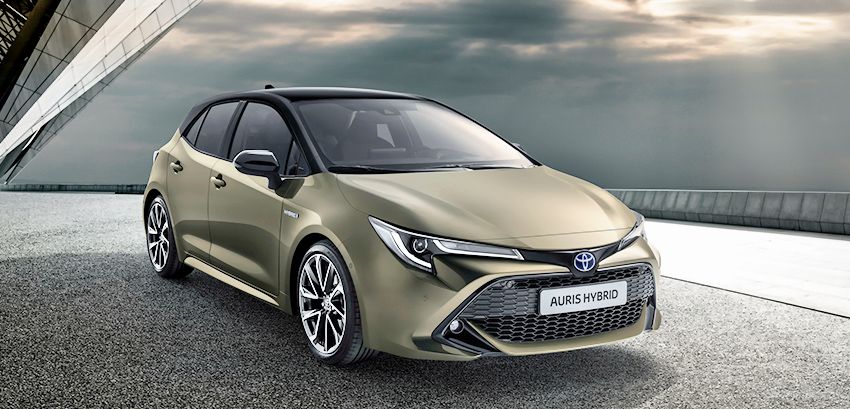 toyota_auris_hybrid_489.jpg
