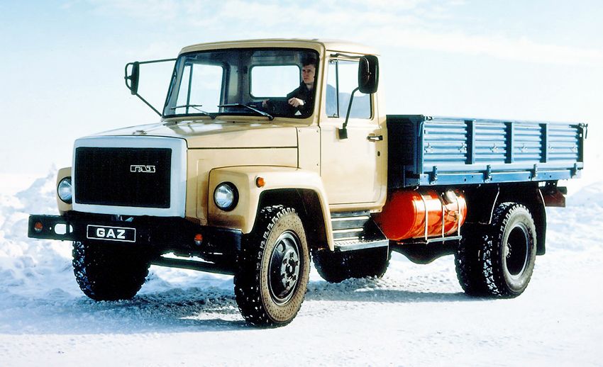 GAZ-33075.jpg