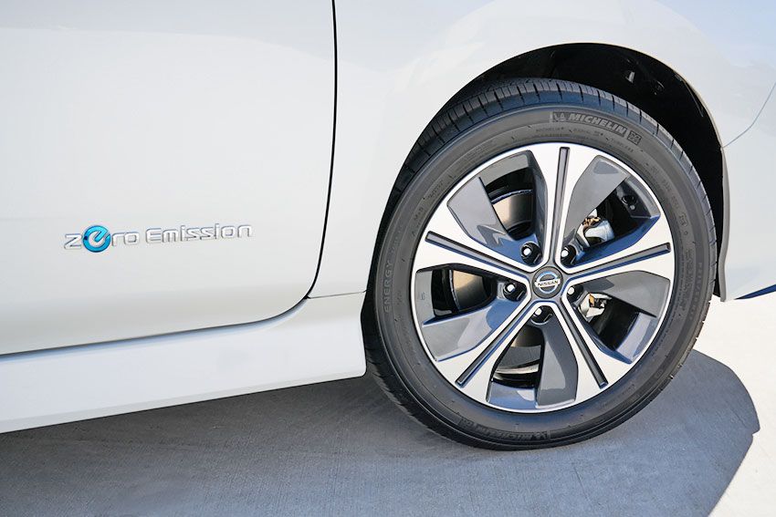 nissan_leaf_e_42.jpg