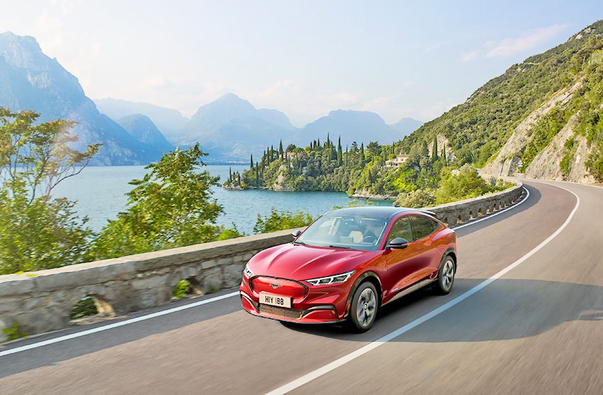 ford_mustang_mach-e_37.jpg