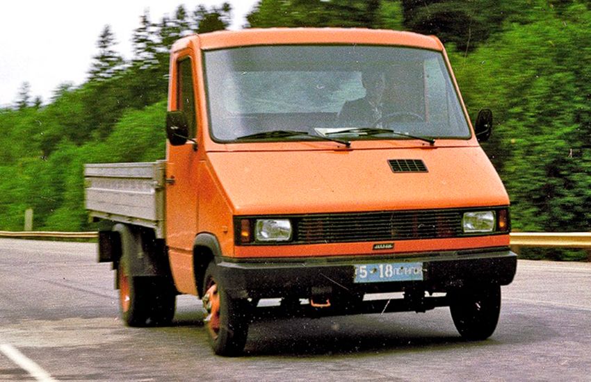 nami_3305_1.jpg