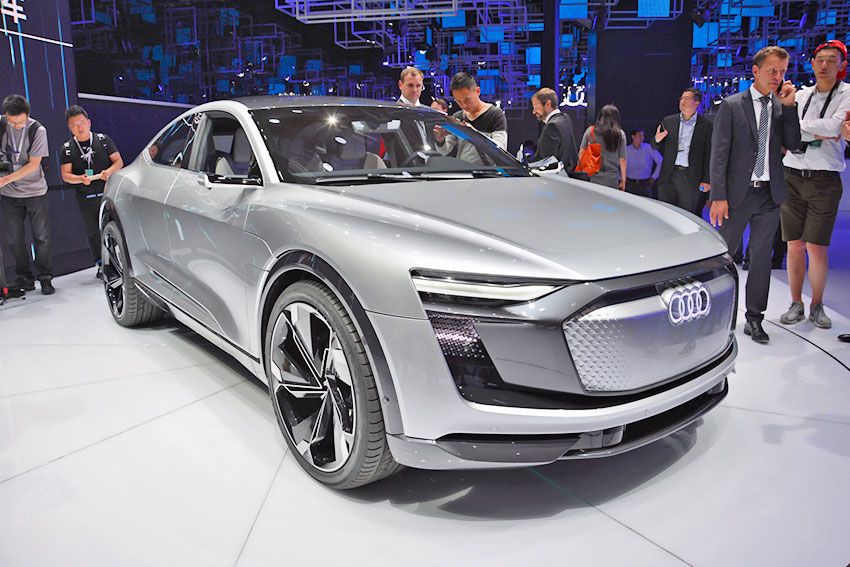 audi-e-tron-sportback-concept-2017-shanghai-auto-show.jpg