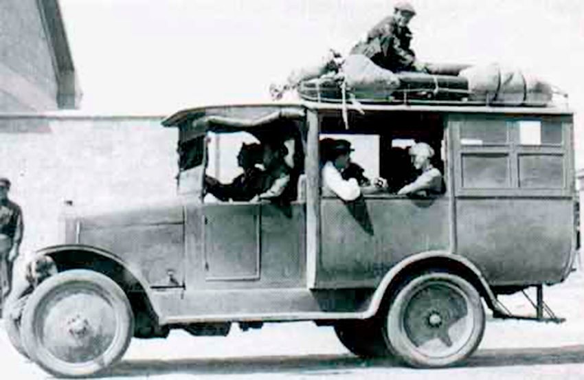 AMOF15Bus.jpg