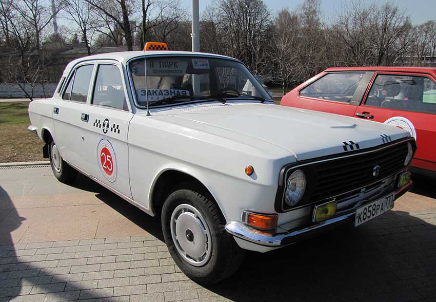 GAZ-24-11_taxi.jpg